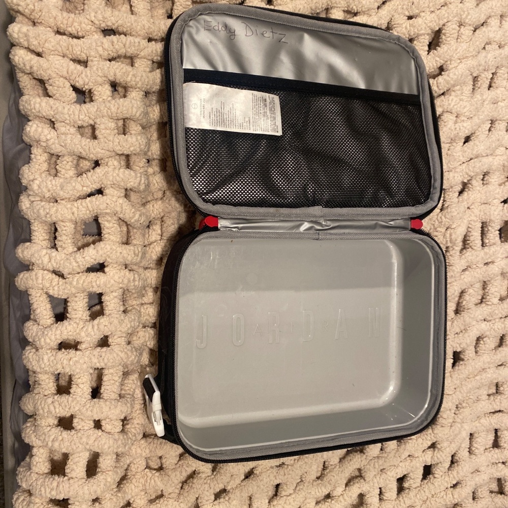 Jordan Hard Shell Lunchbox - Picture 2 of 3